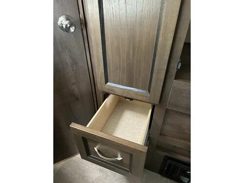 Gallery image 17